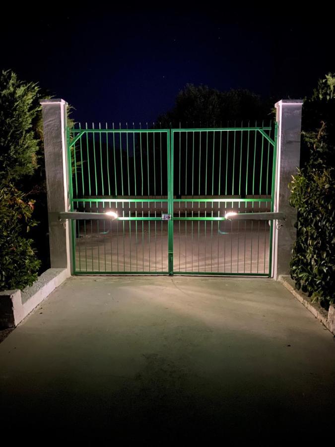 Villa Vita Oria  Luaran gambar
