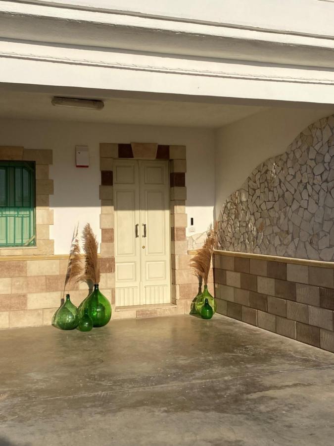 Villa Vita Oria  Luaran gambar